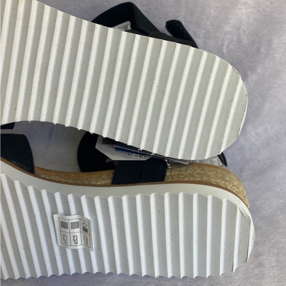 Skechers Women's Bobs Desert Kiss Secret Picnic Strappy Sandals Black Sz 8.5 NWT - Picture 10 of 11